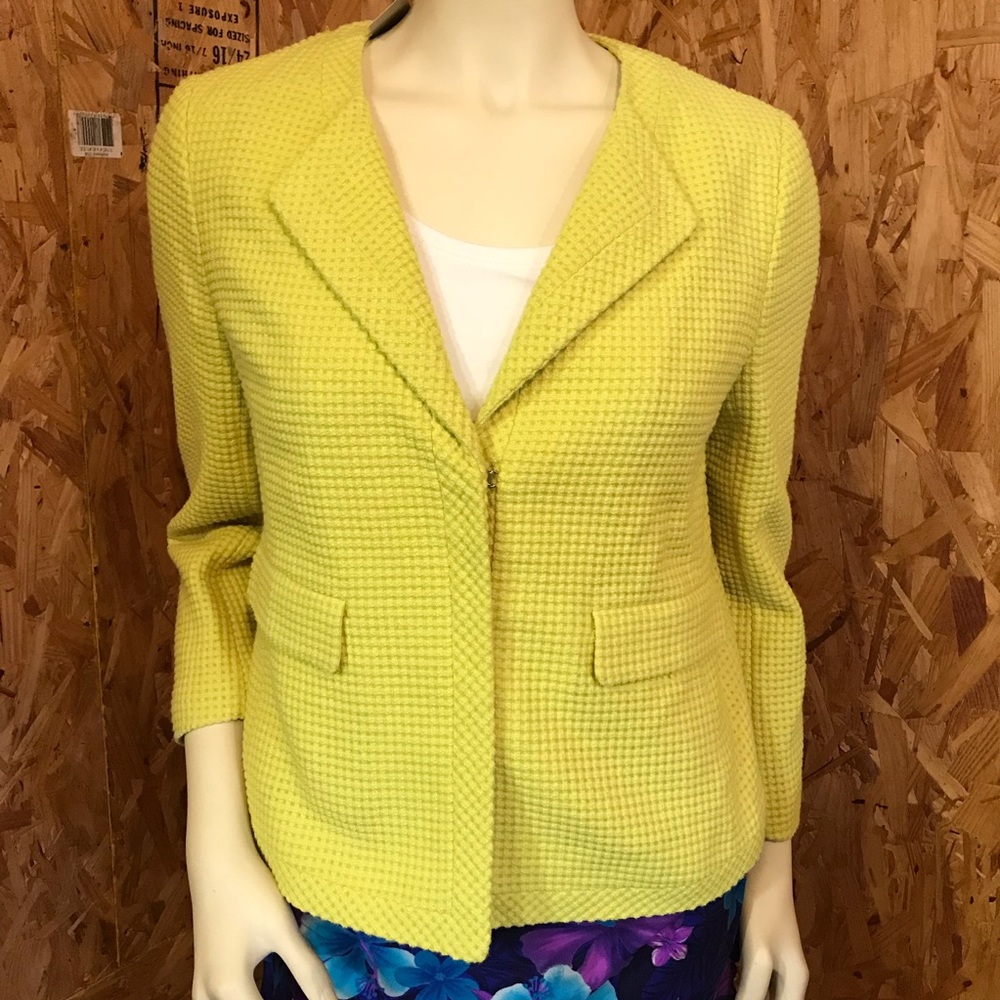 Ann Taylor Lime Green Lined Blazer